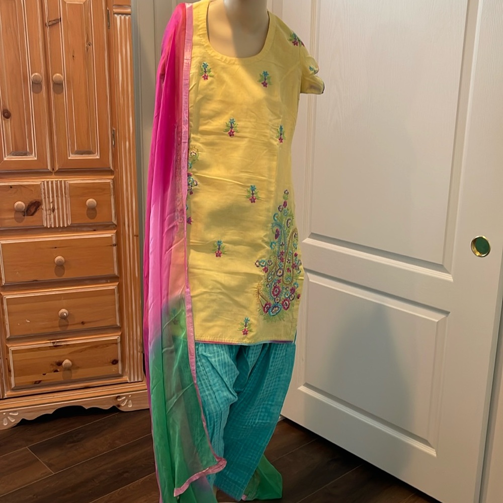 Brand New Boutique Cotton Suit